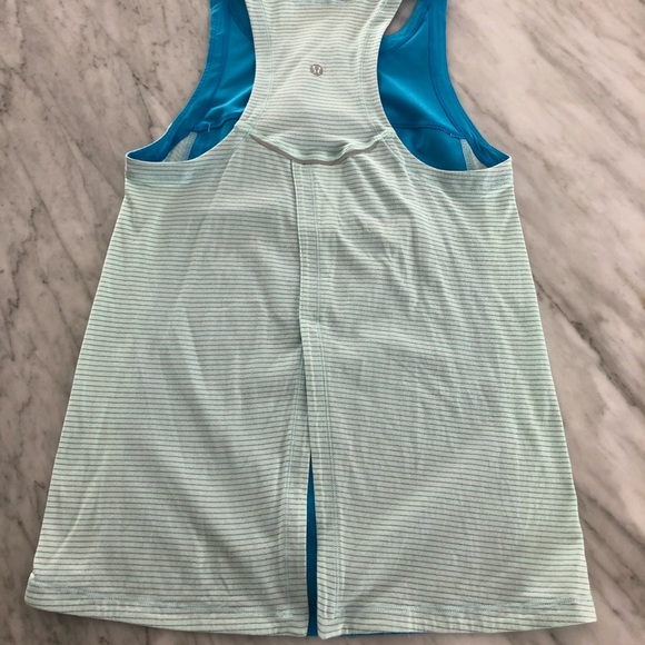 Lululemon open back Tank 4 - Picture 3 of 3
